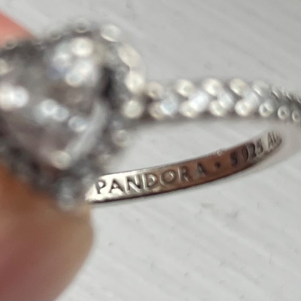 Pandora Elevated Heart Ring Size 4.5 - Picture 8 of 9